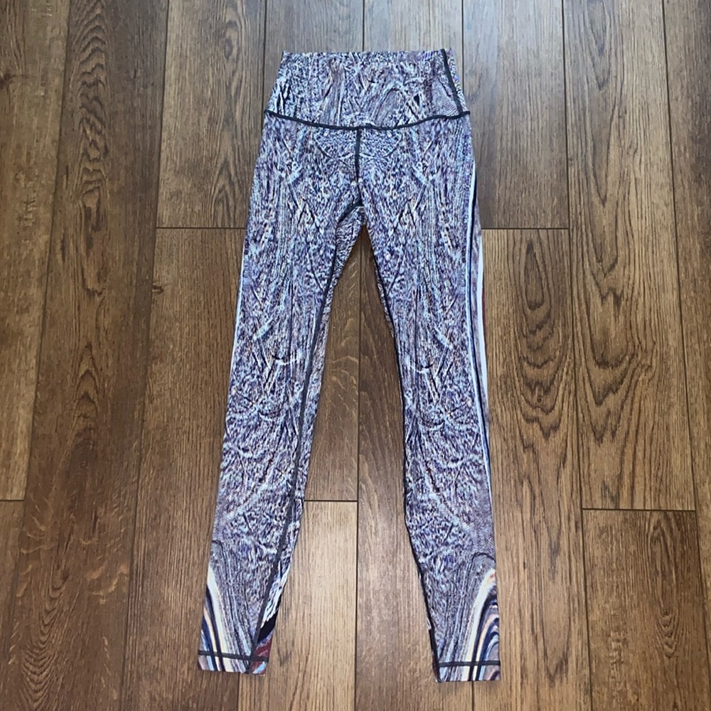 Lululemon Wunder Under HR Tight Nulux PWUH Central Saint Martins Print Sz 4